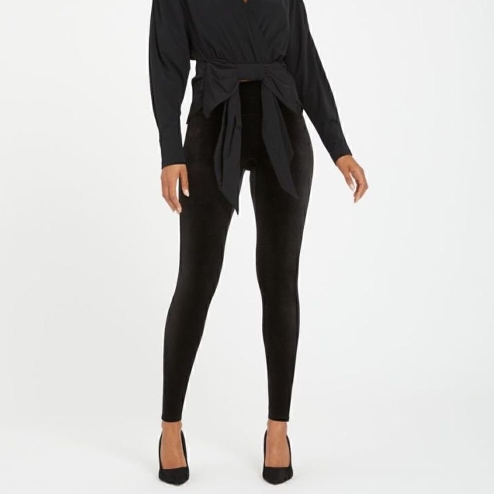 Spanx High-Waisted Velvet Seamless Leggings - Black